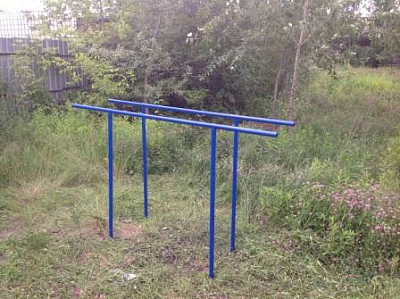 Уличный брусья Городок